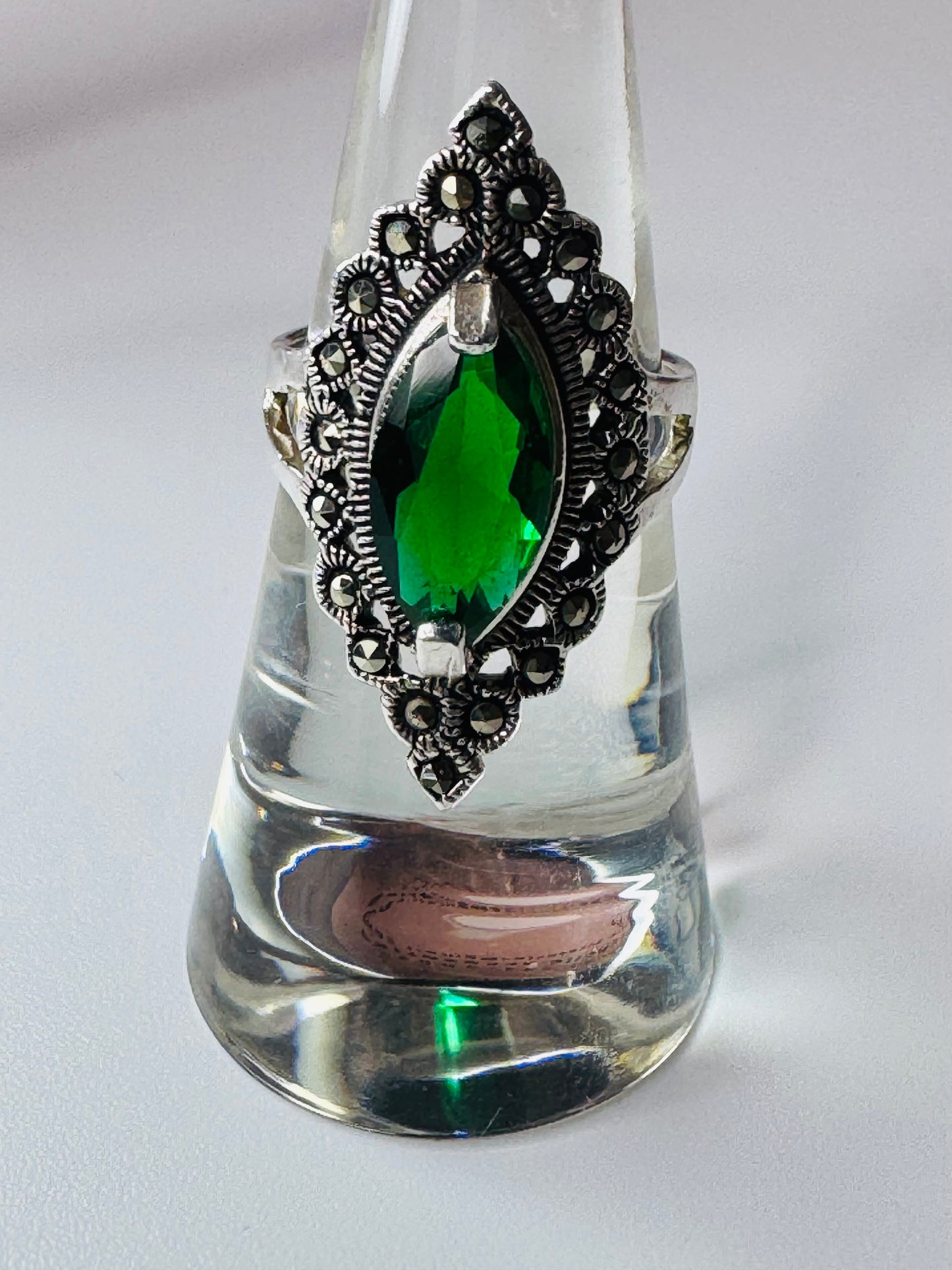 Sterling Silver .925 Green Zircon Maquesite Ring